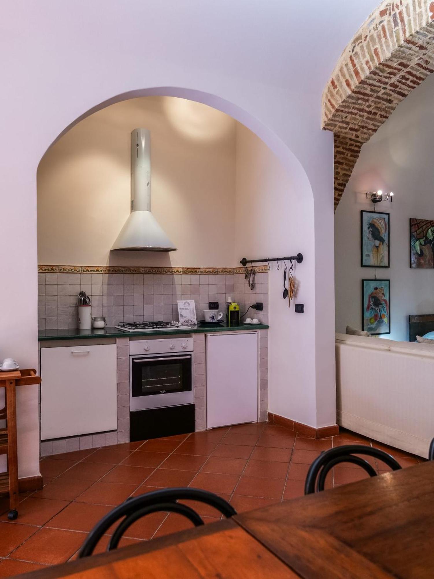 Umberto 25 Bed & Breakfast Santo Stefano di Camastra Luaran gambar